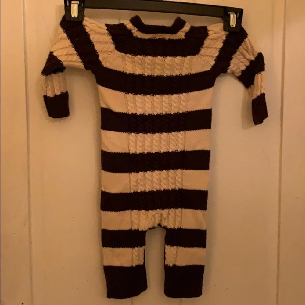 BabyGap cable knit brown & cream stripped onesie